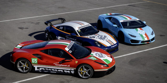 Supercars huren op circuit bij Race Planet in Zandvoort.