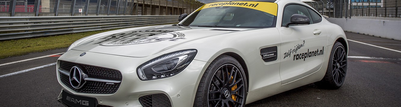 De Mercedes-AMG GT, nieuw in de arrangementen van Bleekemolens Race Planet op Circuit Park Zandvoort