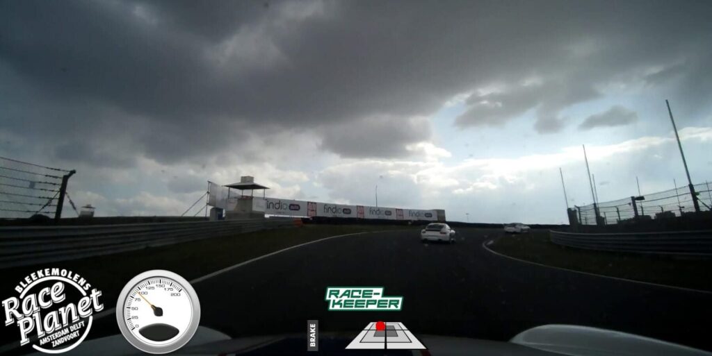 De onboard camera neemt jouw ritten op Circuit Zandvoort op als ultiem aandenken van de Race Experience.